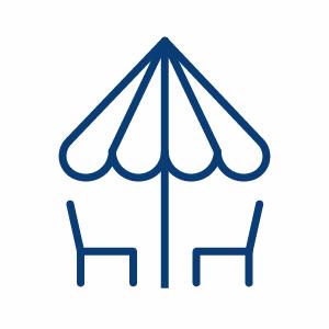 Symbol i farven blå, der viser to stole og en parasol